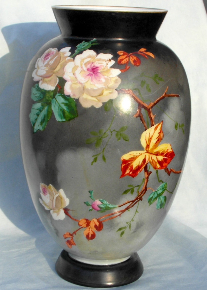 Vase en opaline à décor floral par Baccarat, vers 1880, era daum galle art-nouveau