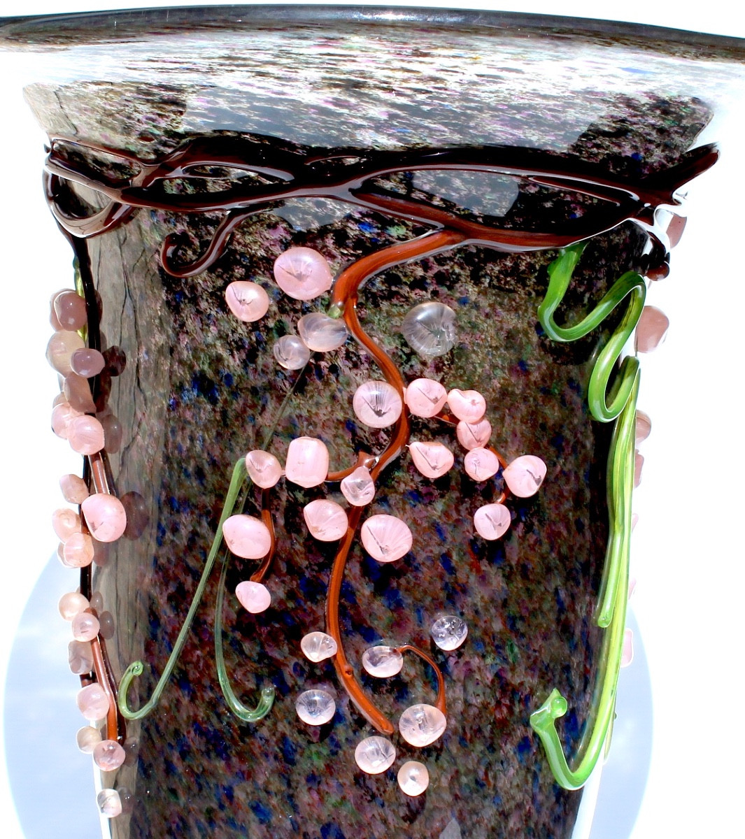 Vase aux raisins en applications par Ioan NEMTOI, hommage à daum, 75 cm de hauteur, 17,4 kg!