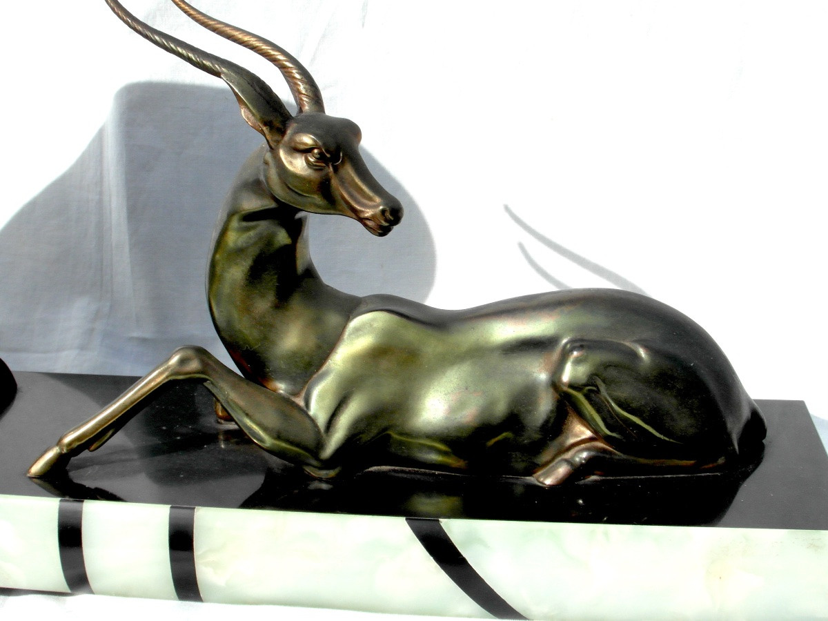 Art Deco Clock With Antelope Motif, Marble And Onyx, Working, Made By The Glassmaker Le Faguays In 1920-photo-3