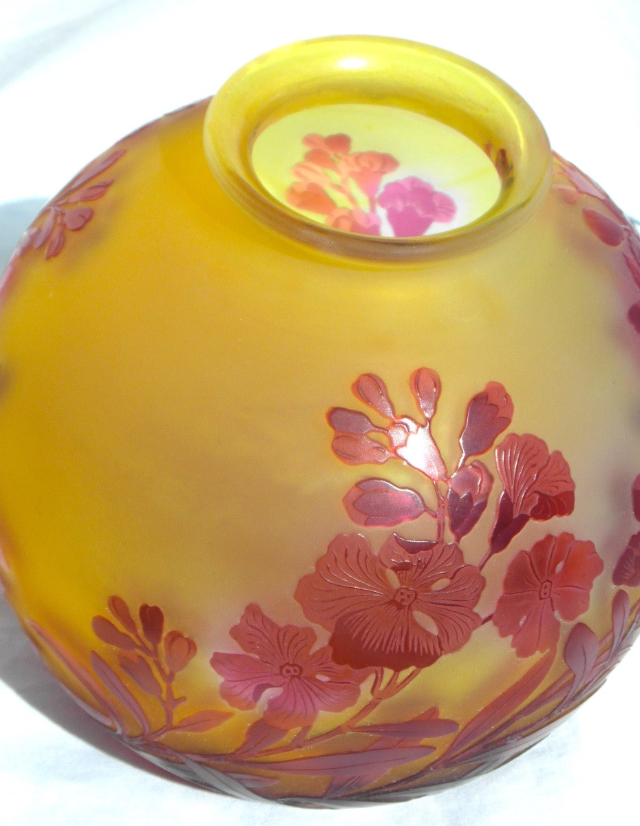 Ball Vase Decorated With Red And Pink Weigelias By Galle, Daum Era 1900-photo-7
