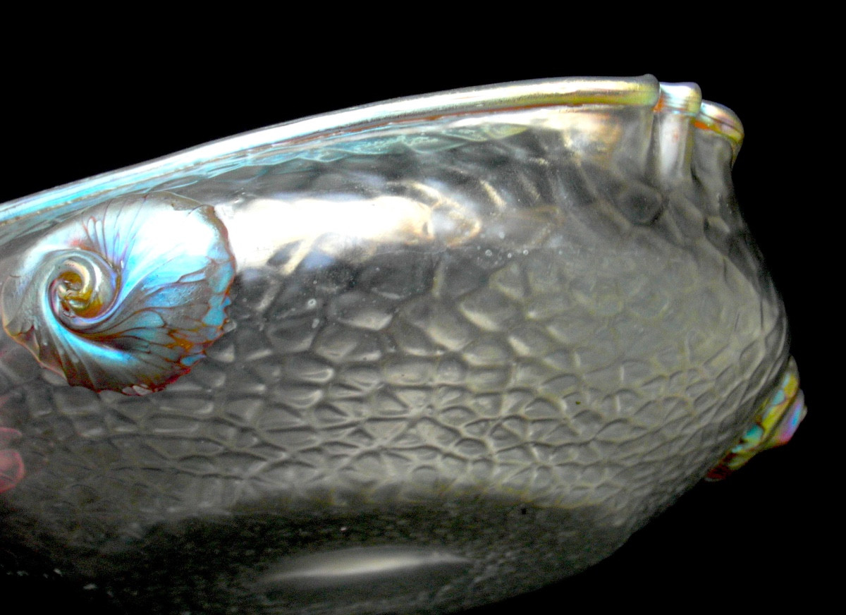 Iridescent Art-nouveau Bowl By Loetz, 