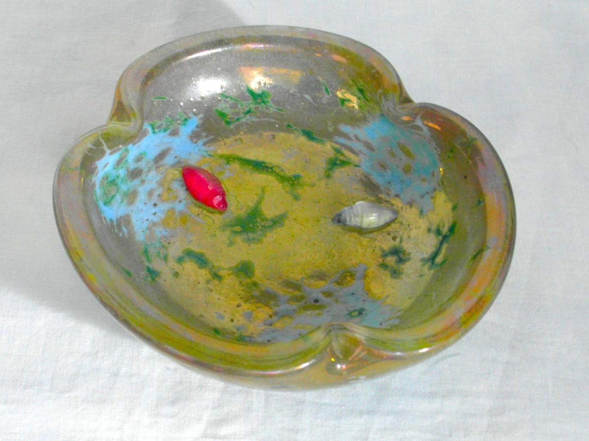 Coupe polylobée aux coléoptères sur fond poudré et vitrifié par Daum, vers 1900, era Galle-photo-1