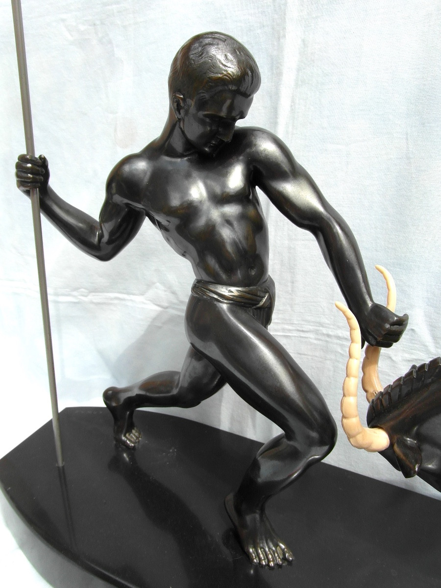 Large Art-deco Sculpture  By Kowas " Hunting Antelope", Around 1930, Perfect Era Fayral