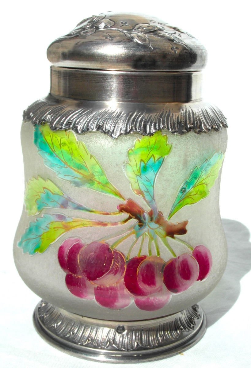 Cherry Box Engraved By Legras With Solid Minerva Silver Mounting, Circa 1900, Daum Era