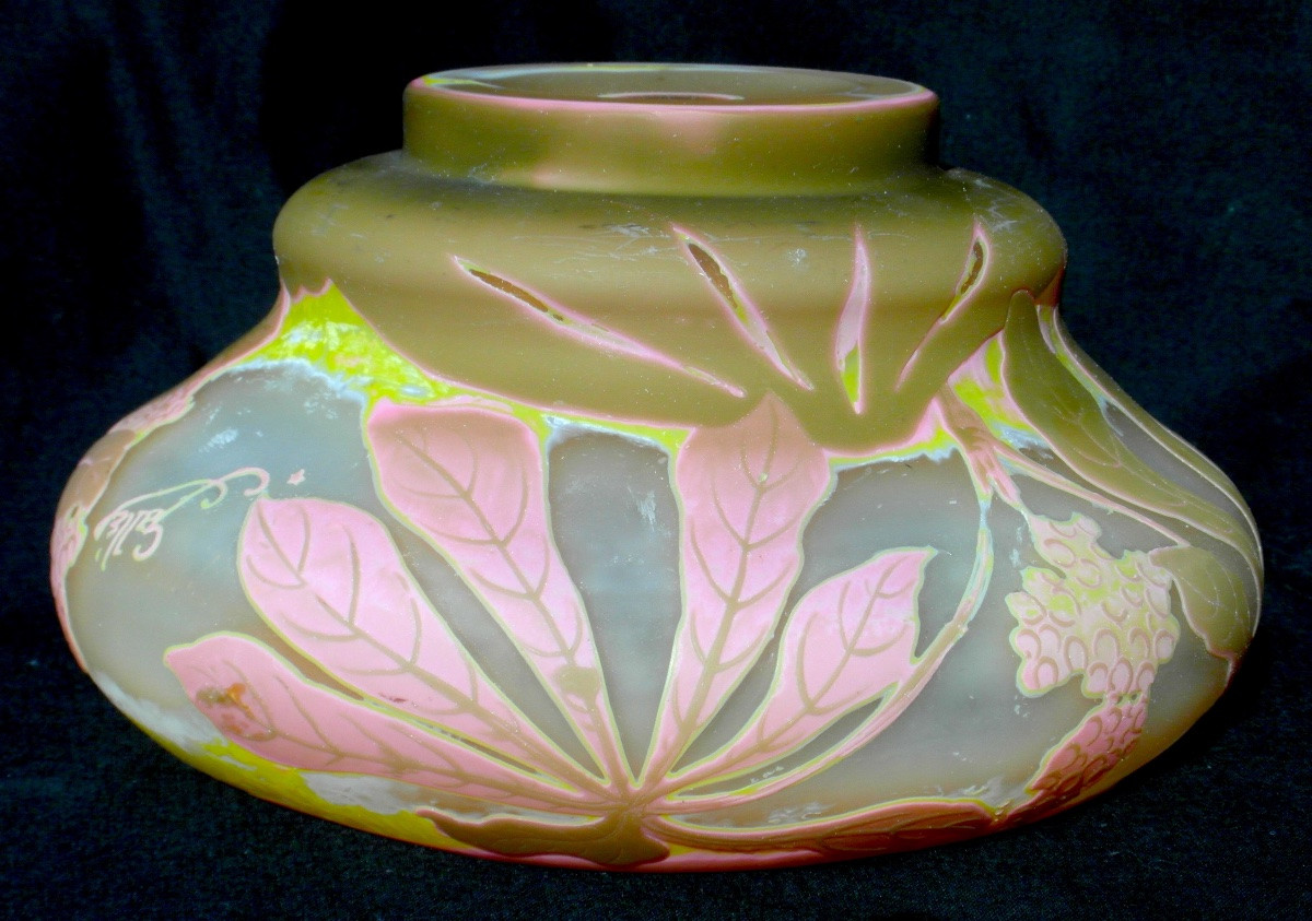 Large vase gravé (4 couches) aux marronniers par Gallé, rares couleurs, vers 1900, era daum -photo-6