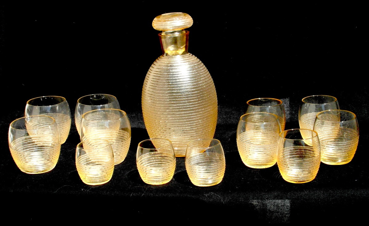 Service art-déco Daum en verre gravé effet granité et stries latérales, vers 1930-photo-2
