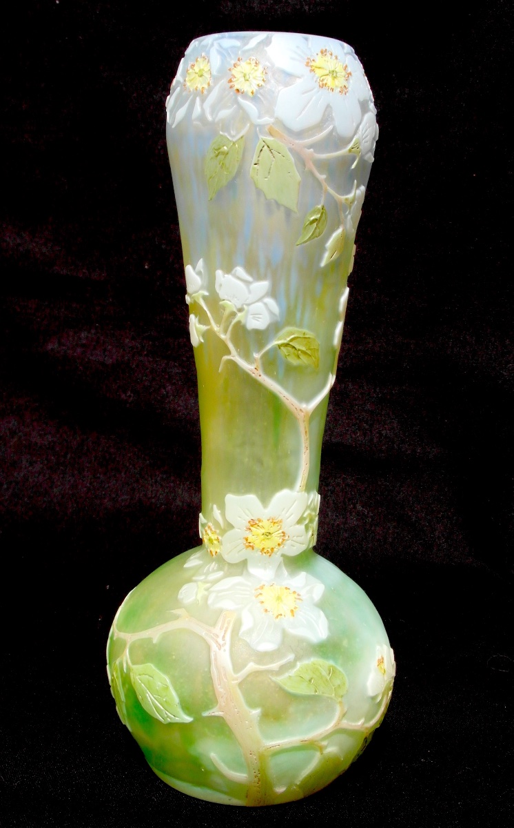 Vase soliflore aux fleurs de pommier par Legras, parfait, era daum galle 1900-photo-2