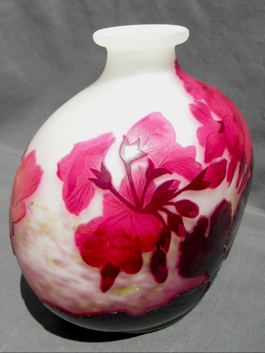 Engraved Vase With A Geranium Design By Delatte, In Perfect Condition, Formerly Daum Galle, 1900-photo-1
