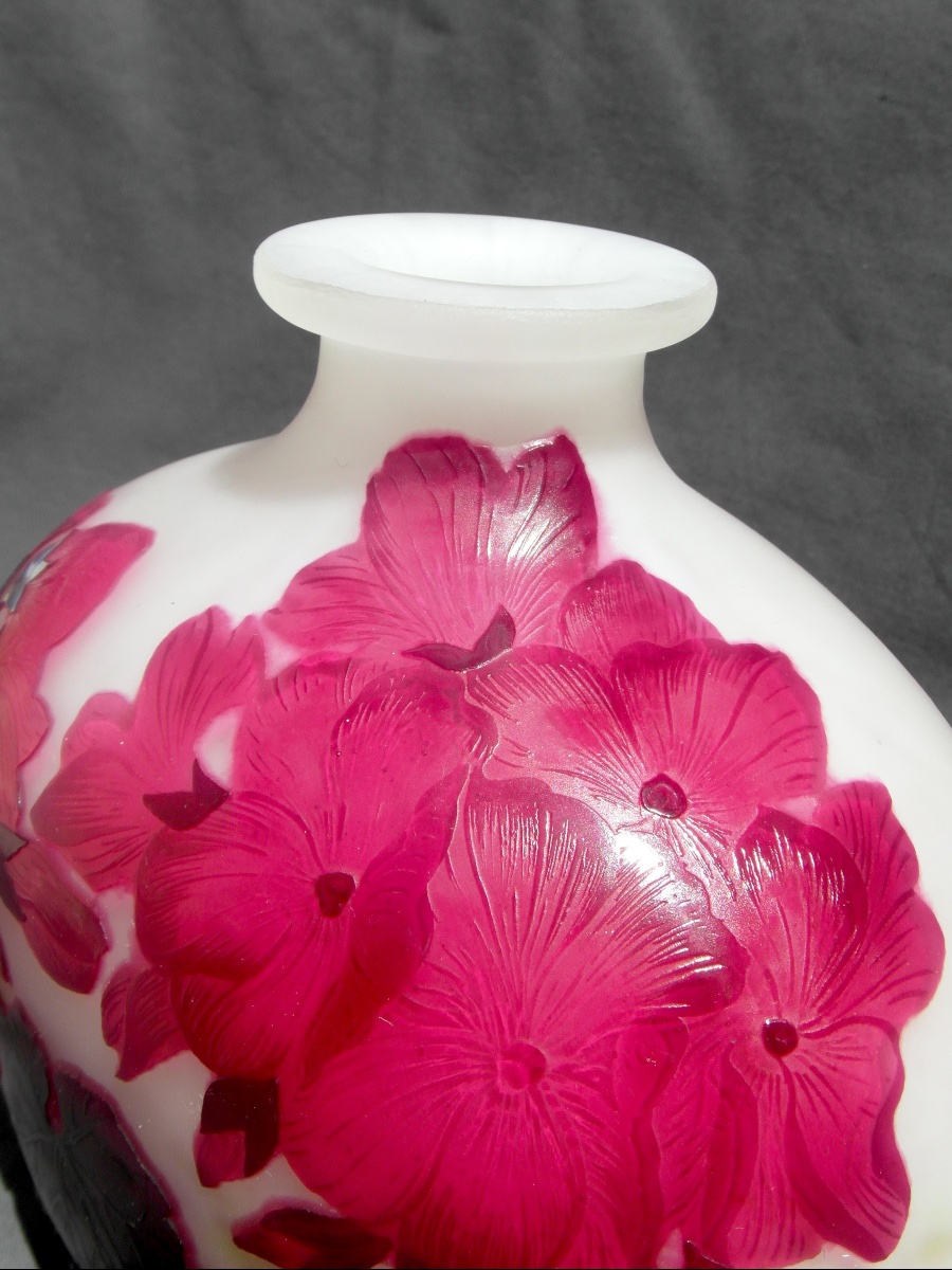 Engraved Vase With A Geranium Design By Delatte, In Perfect Condition, Formerly Daum Galle, 1900-photo-5