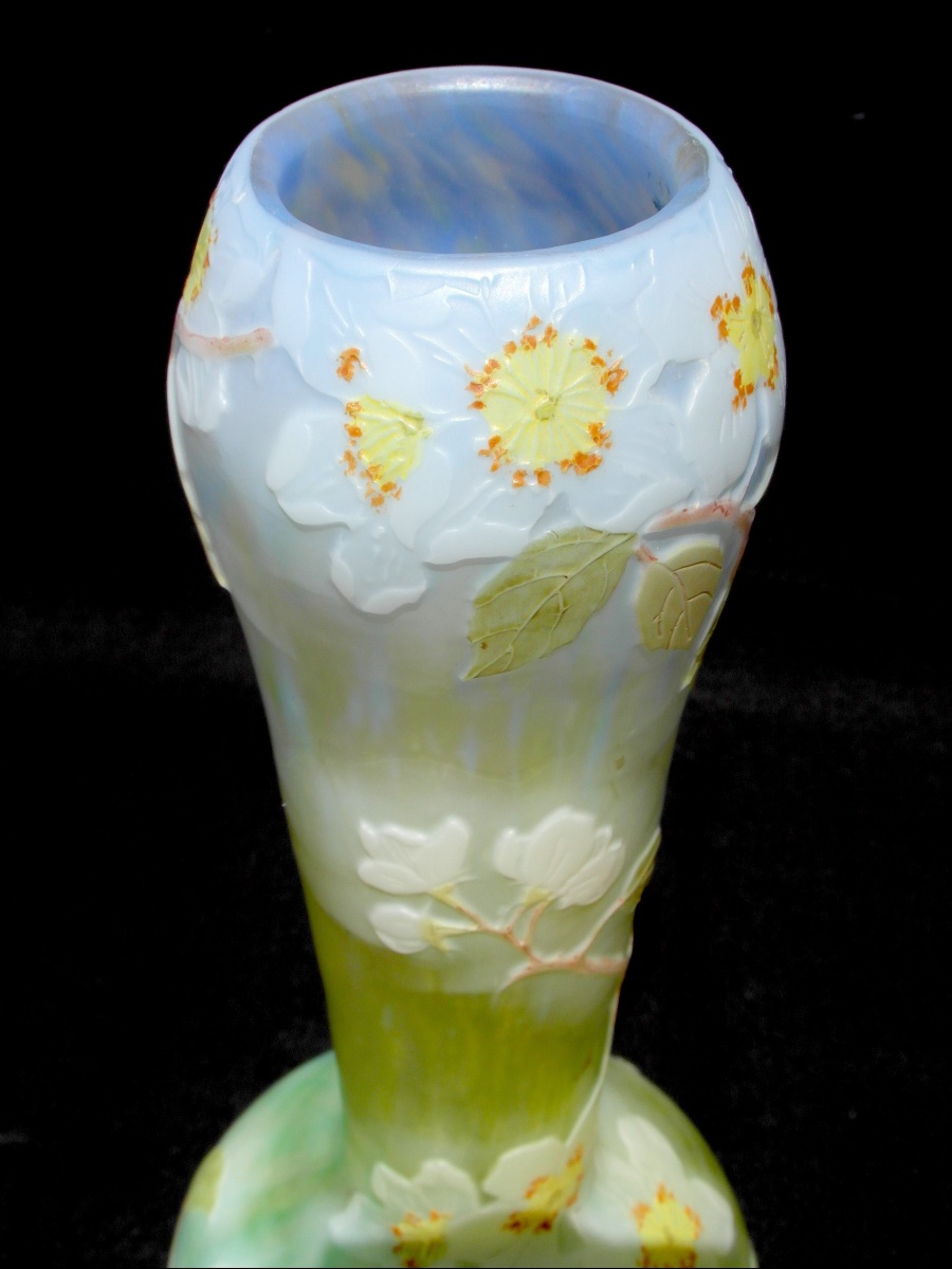 Vase soliflore aux fleurs de pommier par Legras, parfait, era daum galle 1900-photo-4