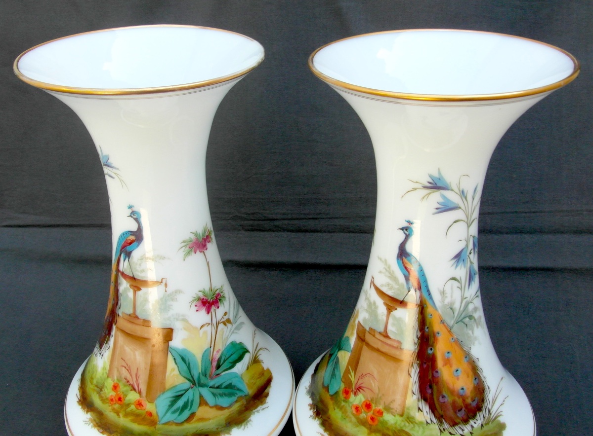 Pair Of Opaline Vases With Peacock Motifs By Baccarat, Napoleon III Period, 1860, Daum Galle Era-photo-2