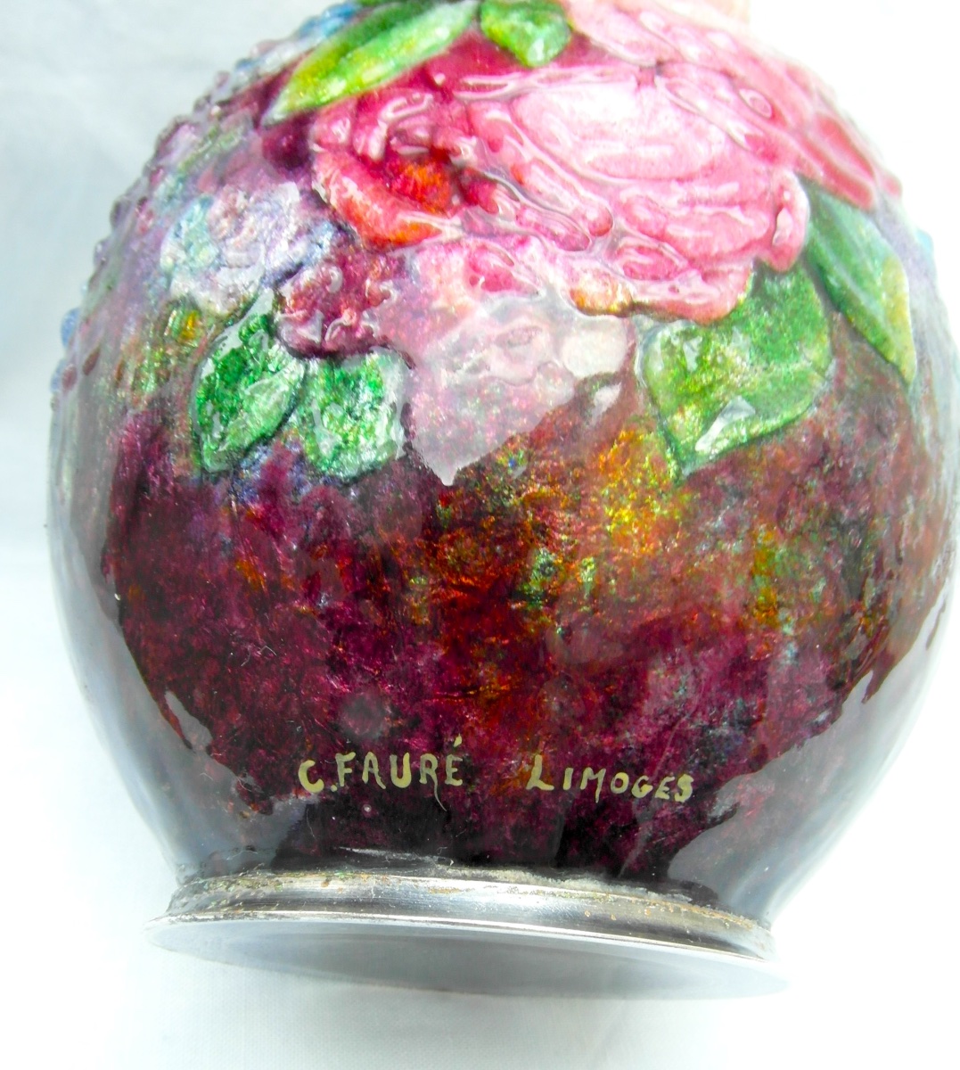 Vase boule "roses et myosotis" en émaux de limoges par Camille FAURE, era 1920 daum-photo-2