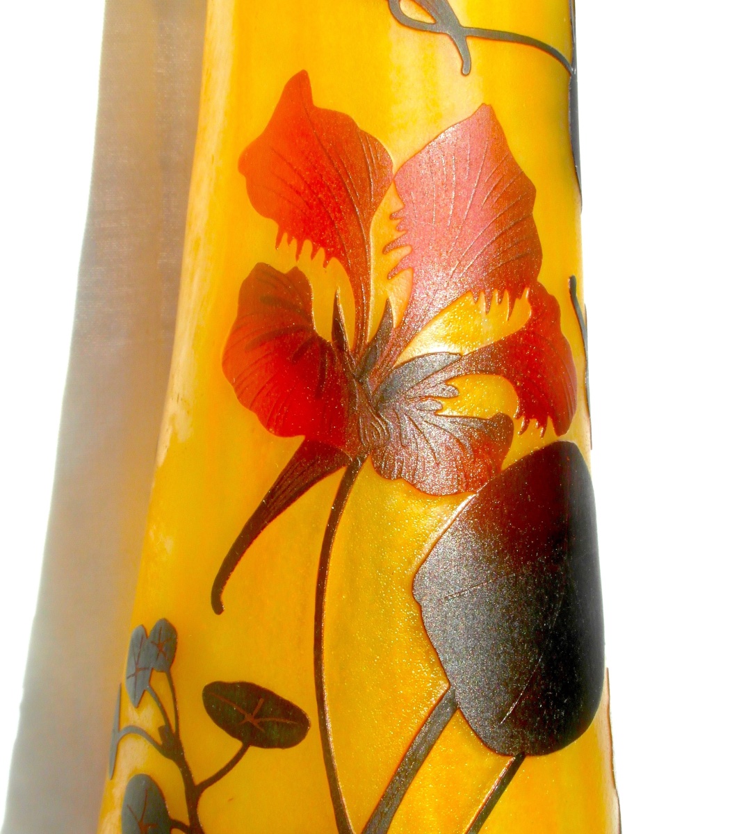 Large Daum Vase With Red Nasturtiums, 52 Cm, In Perfect Condition, Era Galle, 1900 