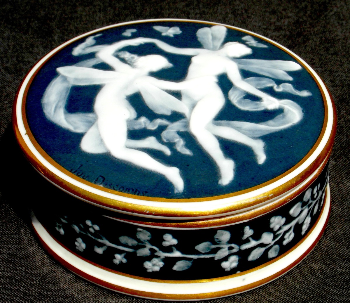Boite " la danse des fées" par M. Chaufriasse,  Joe Descomps sculpteur, double signature.-photo-4