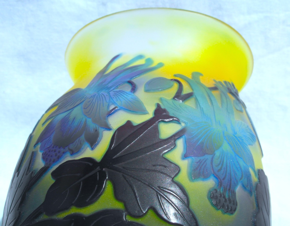 Art Nouveau Vase With Blue Columbines By Galle, In Perfect Condition, Circa 1900-photo-3