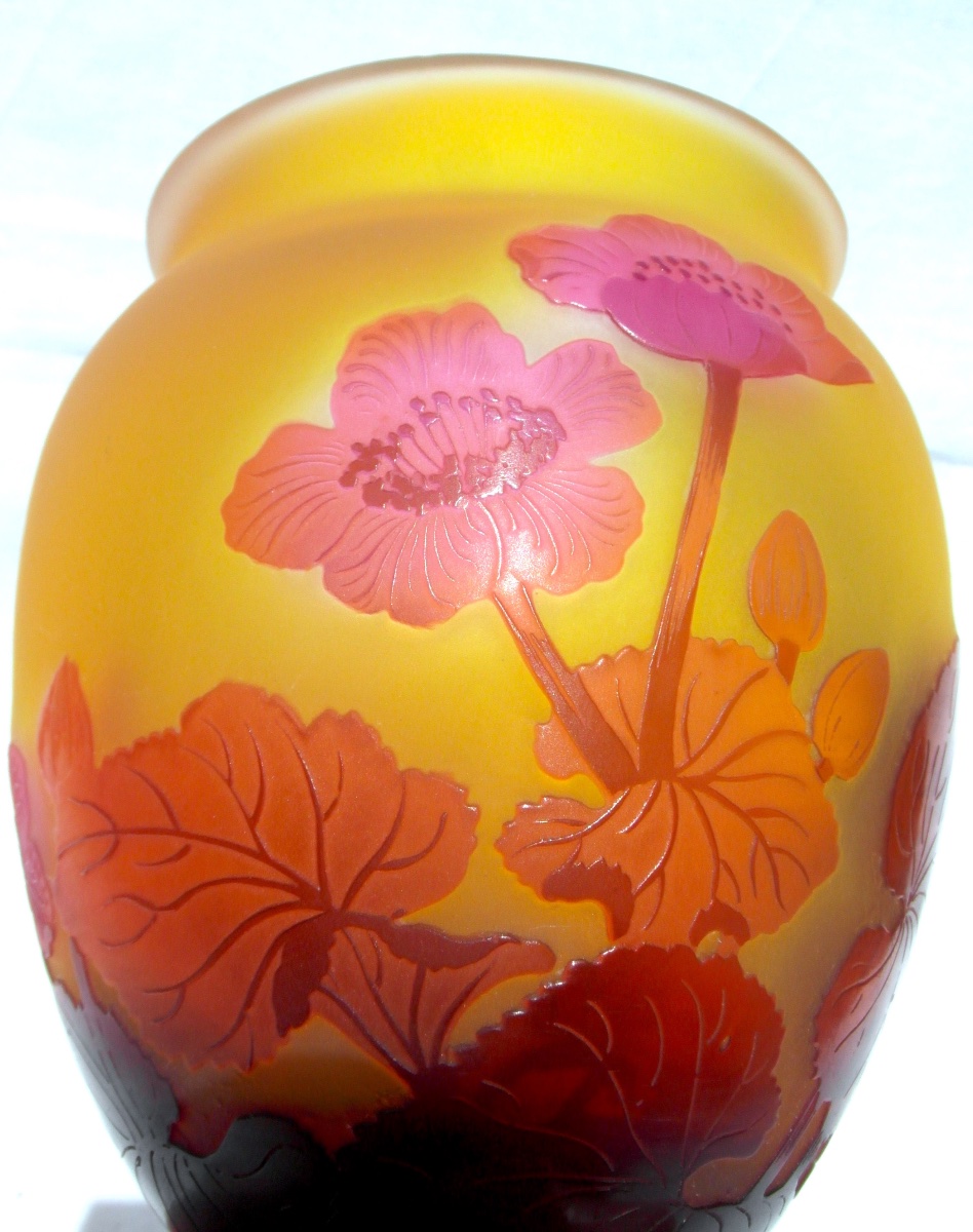 Vase art-nouveau à décor d'anémones du japon par Gallé, parfait, era Daum 1900-photo-2
