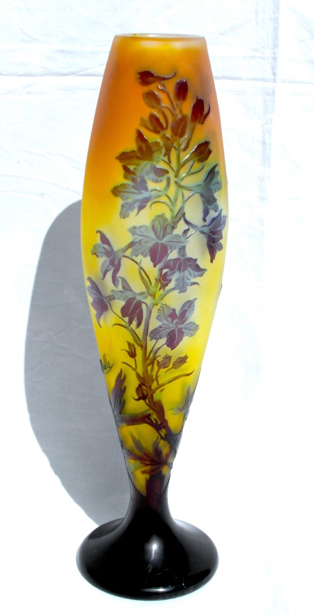 Large Art Nouveau Vase With Gentians By Gallé, In Perfect Condition, 44.5 Cm, Circa 1900, Daum Era 