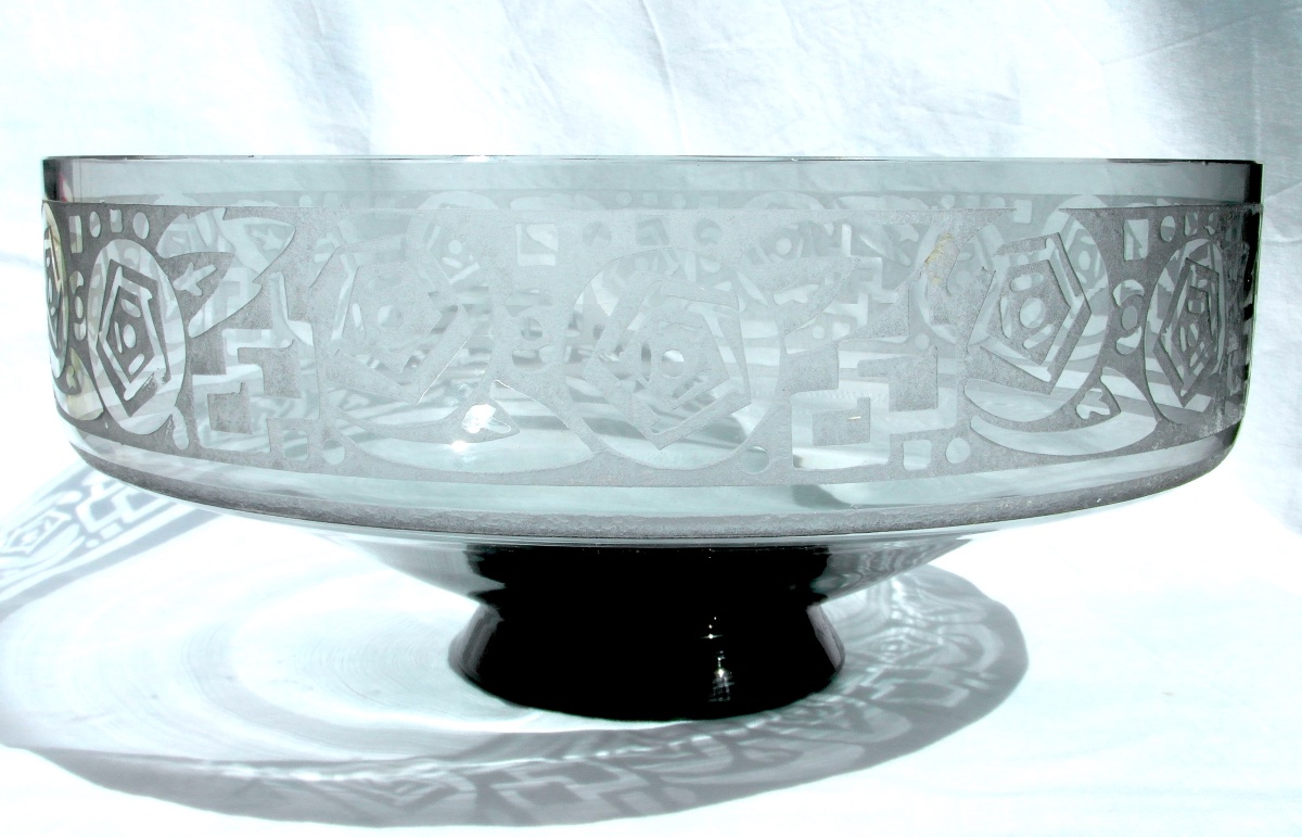 Large, Tall Goblet Engraved With Stylized Roses By Daum, Art Deco Era, Galle, 1925-photo-1