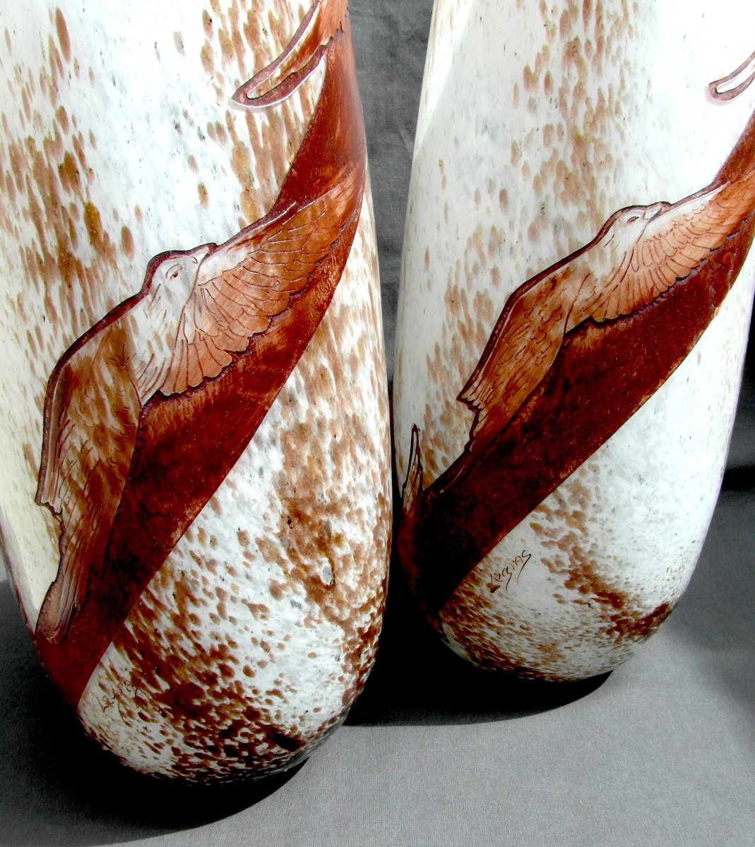 Paire de vase art-déco aux colombes par Legras, gravée, 38 cm, era daum galle 1920-photo-3