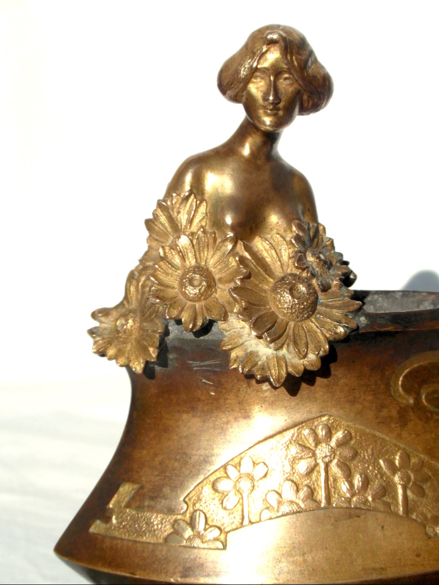 Vase art-nouveau en bronze 2 patines "la femme aux fleurs" par C.Korschann et Louchet  Fondeur-photo-2