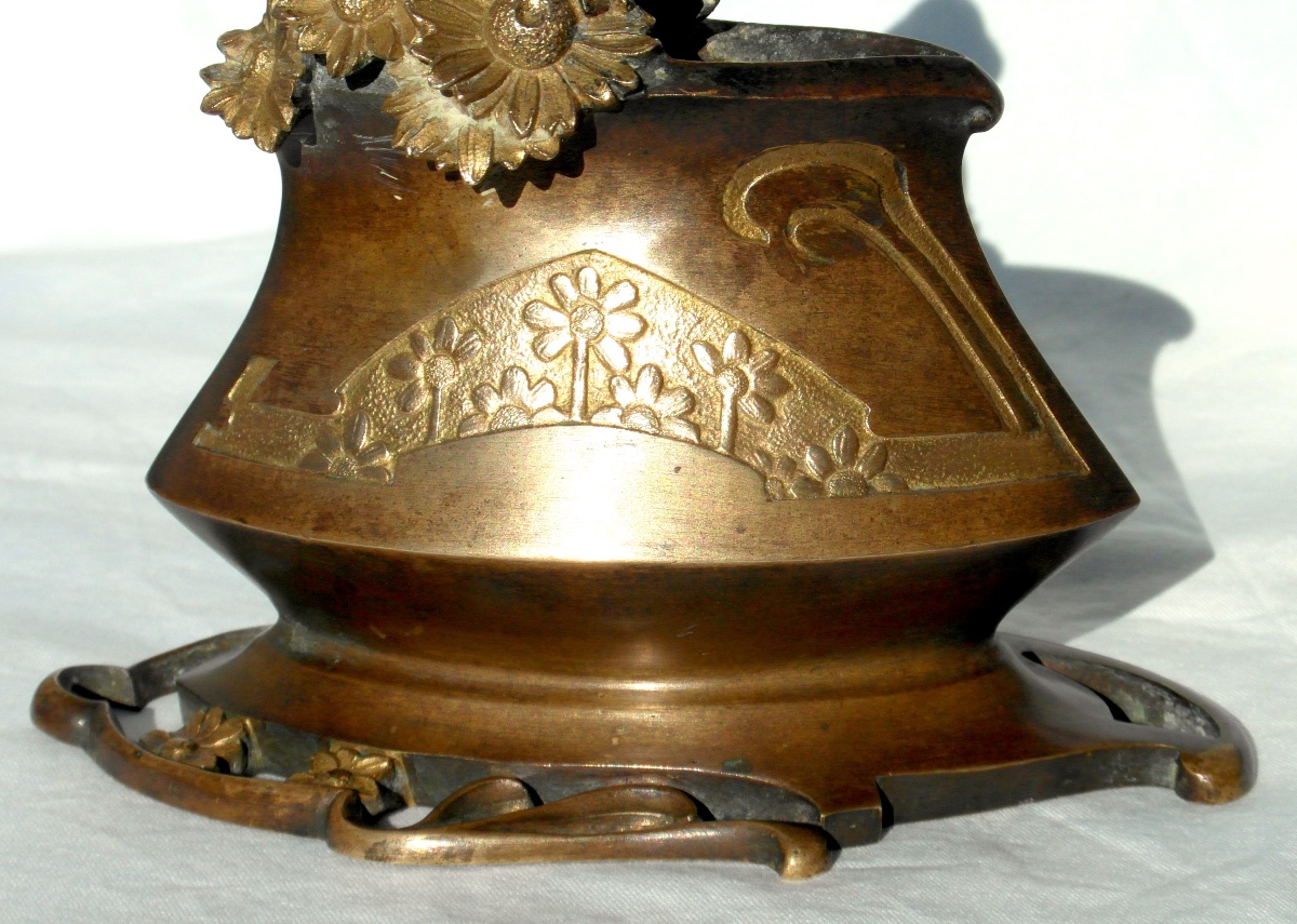 Vase art-nouveau en bronze 2 patines "la femme aux fleurs" par C.Korschann et Louchet  Fondeur-photo-3