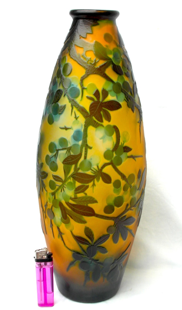 Large 1900 Vase With A Design Of Sloe Berries By Gallé, In Perfect Condition, 38 Cm, Daum, 1900, Art Nouveau-photo-3