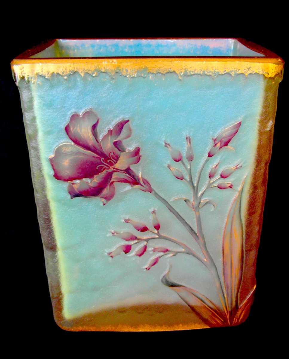 Large vase parlant à pans rectangulaires, décor aux jacinthes par DAUM, vers 1896, era Gallé-photo-4