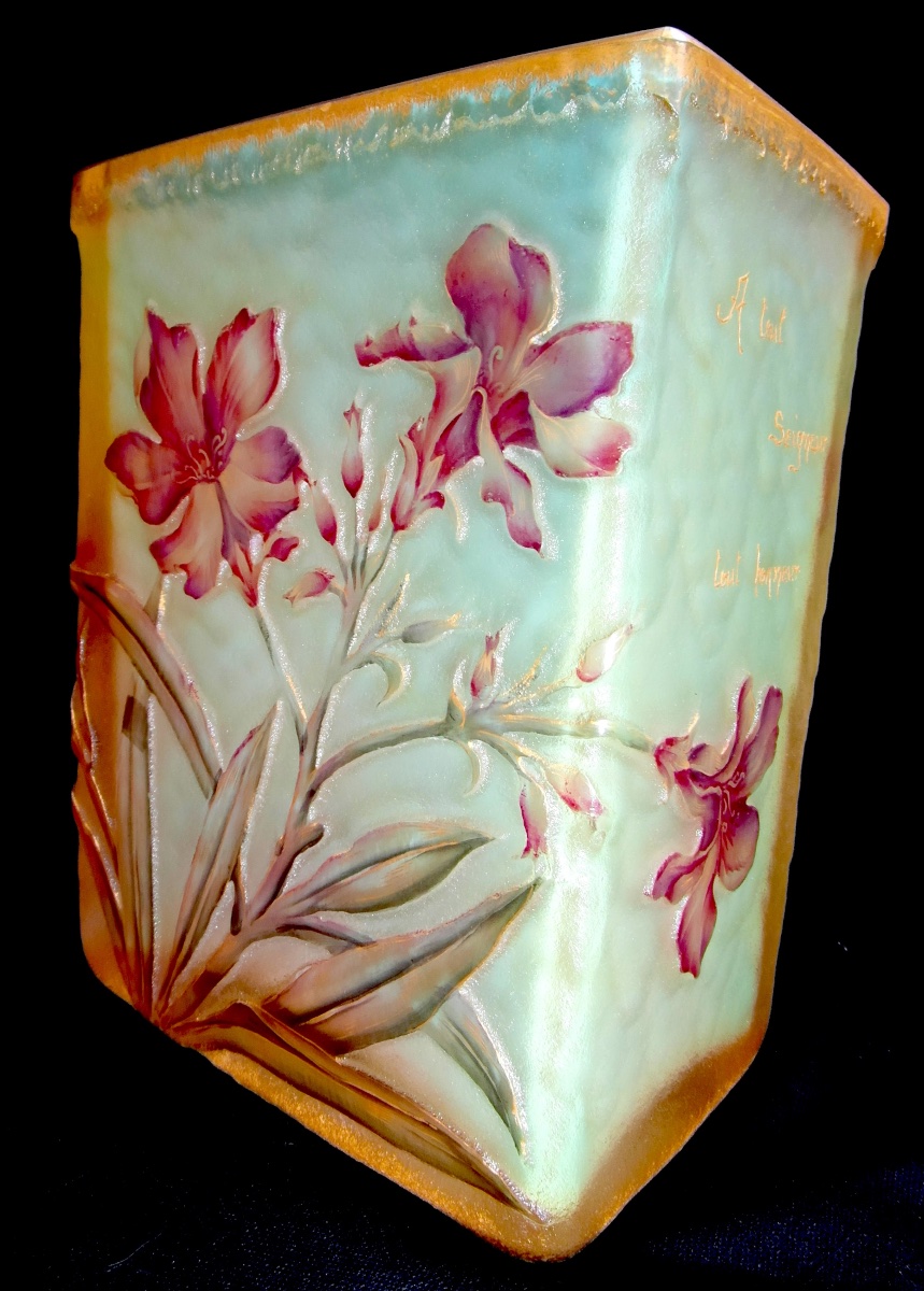 Large vase parlant à pans rectangulaires, décor aux jacinthes par DAUM, vers 1896, era Gallé-photo-5