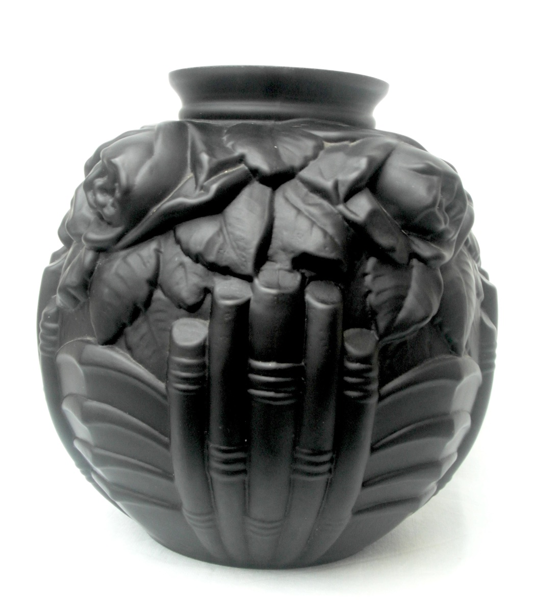 Art Deco "roses And Bamboo" Vase Made Of Pressed-molded Glass, 1930, From The Daum Galle d'Avesn Era-photo-2