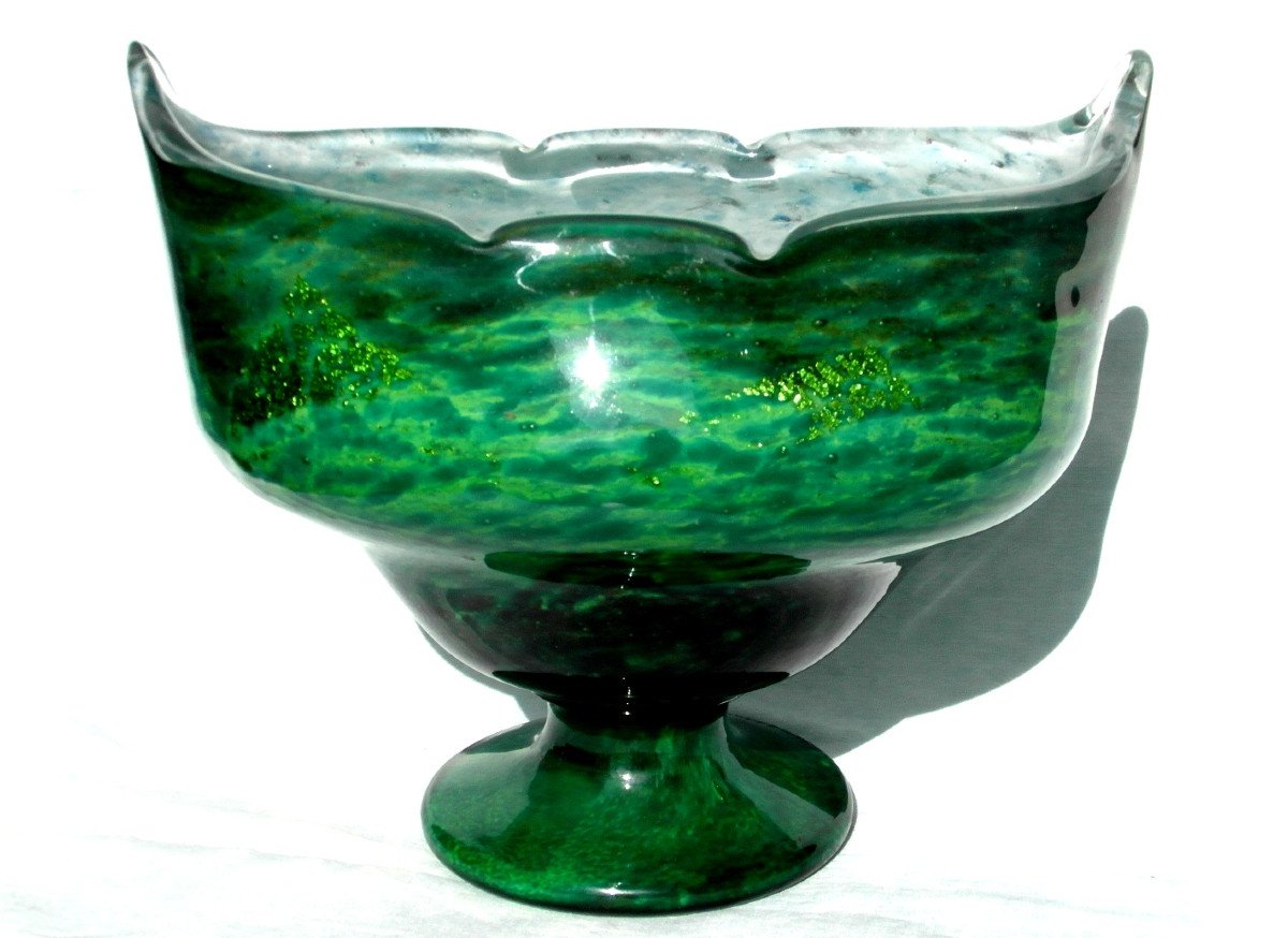 Beautiful Large Art-deco Daum Cup In Brilliant Jade Glass, Perfect, Era Alle 1920