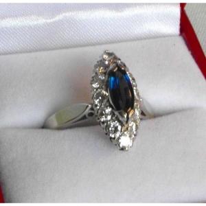 Bague Navette Avec Saphir De 1,3 Carats Et Diamants Pour 1,2 Carats, Or Gris, Poinçon.