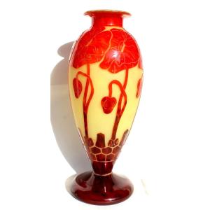 Vase With Poppies In Engraved Glass By Schneider, Signed "le Verre Français", Daum Galle Art Deco Era