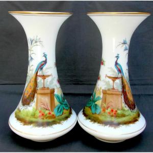 Pair Of Opaline Vases With Peacock Motifs By Baccarat, Napoleon III Period, 1860, Daum Galle Era