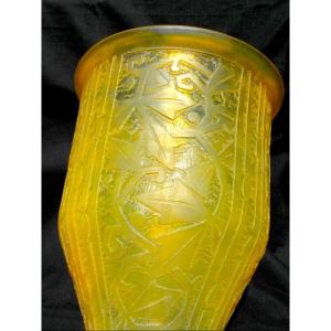 Large Daum Art Deco Vase With An Engraved "stylized Foliage" Design, Perfect, Era Galle 1925