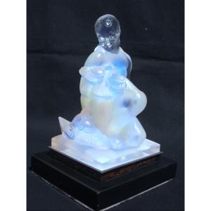"woman With Doves," Opalescent Glass By Sabino, Formerly Daum Lalique, Art Deco