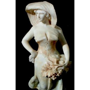 1900 Statue "the Peasant Woman With The Straw Hat" By Pugi, In Carrara Marble, Era Daum