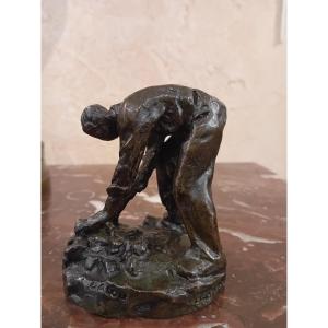 DALOU Aimé Jules " le casseur de pierres" bonze à patine brune  Susses Freres éditeur 