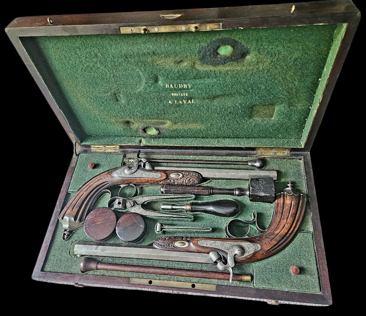 Coffret pistolet de duel duel "Baudry Breveté à Laval "