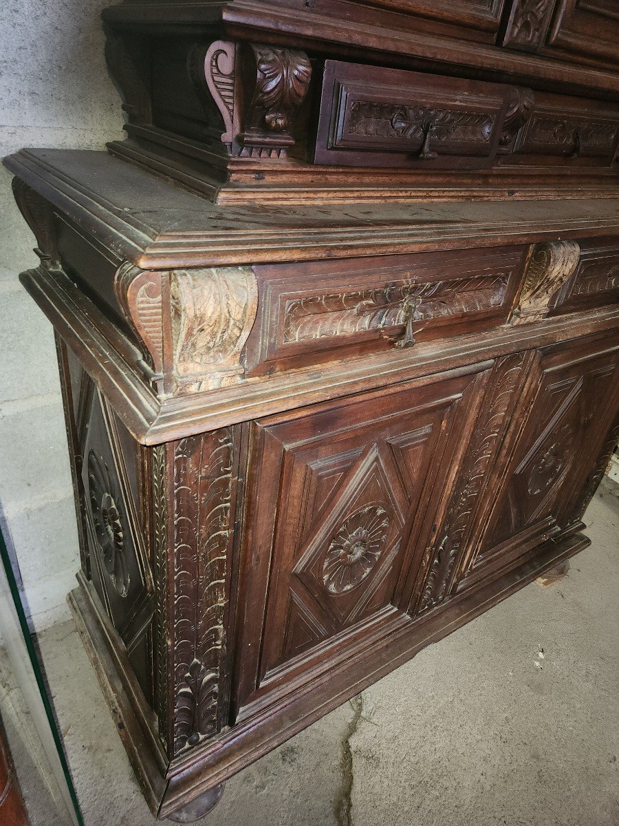 Small Renaissance Buffet In Walnut From The 19th-photo-5