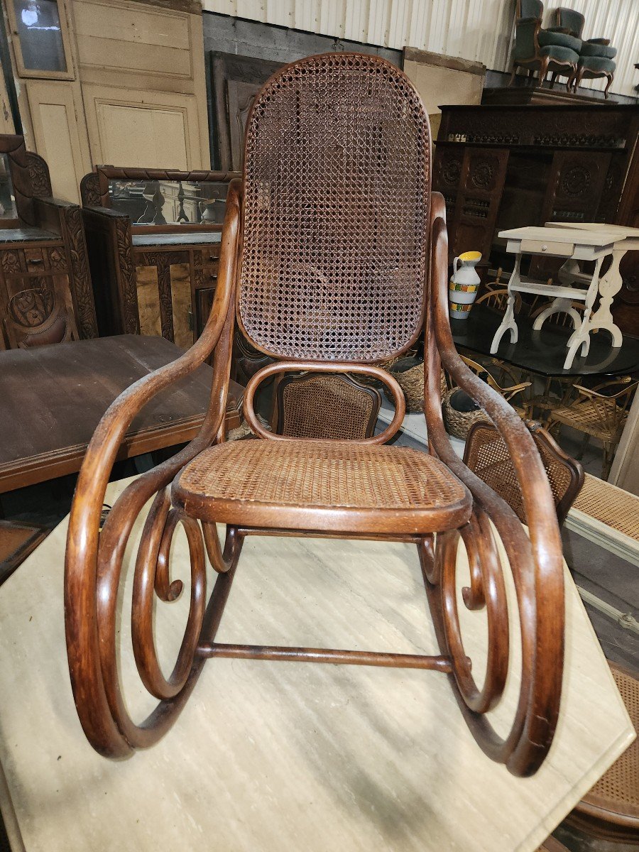 Jjkohn Rocking Chair From The End Of The 19th Century -photo-2
