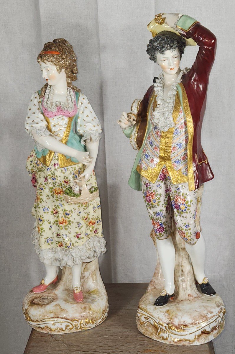 Important Pair Of 19th Century Porcelain Statues (meissen) 