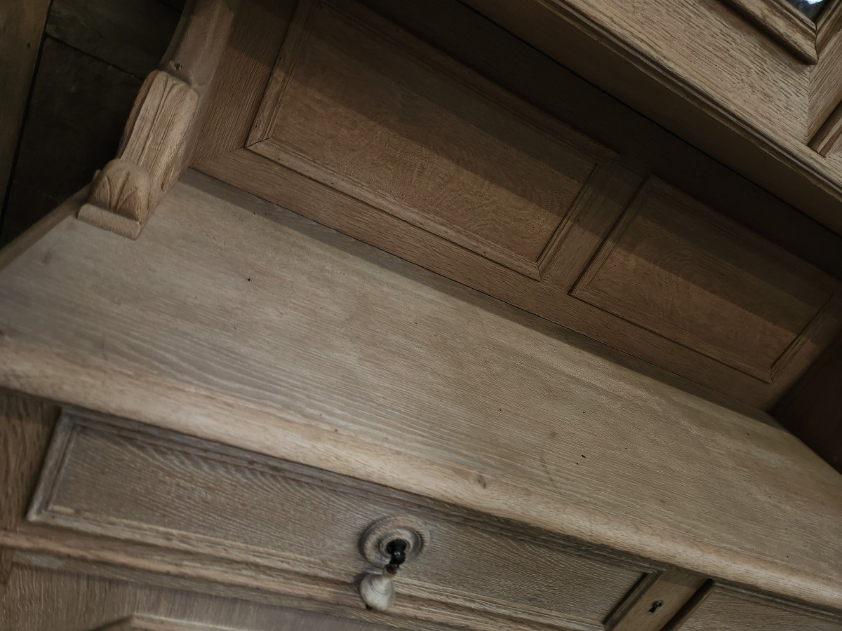 1900 Buffet In Sandblasted And Patinated Oak -photo-3