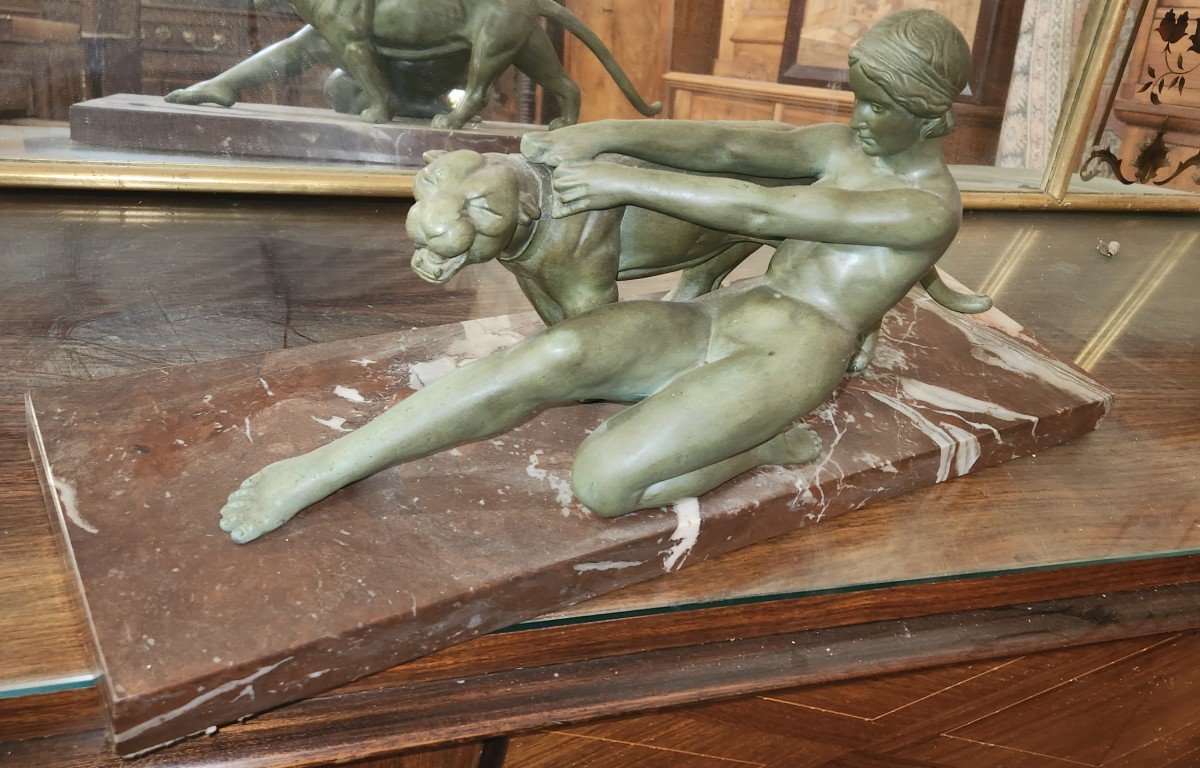 Statue Art Deco la jeune femme et la panthere En Regule De Alexandre Ouline