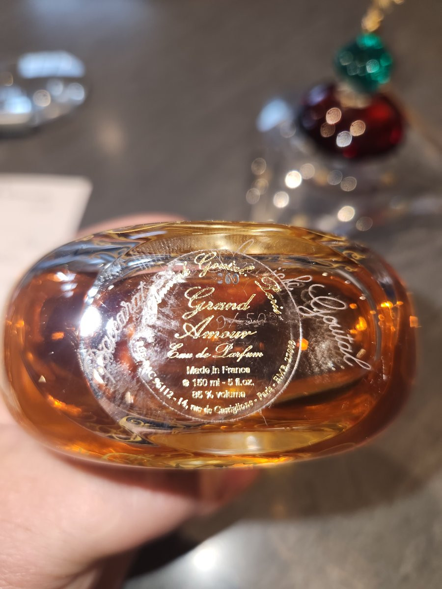 Baccarat Grand Amour Bottle By Annick Goutal-photo-2