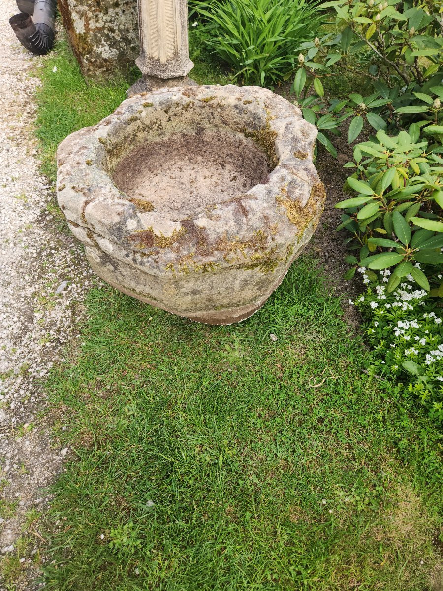 17th Century Baptistery In Vosges Sandstone -photo-4