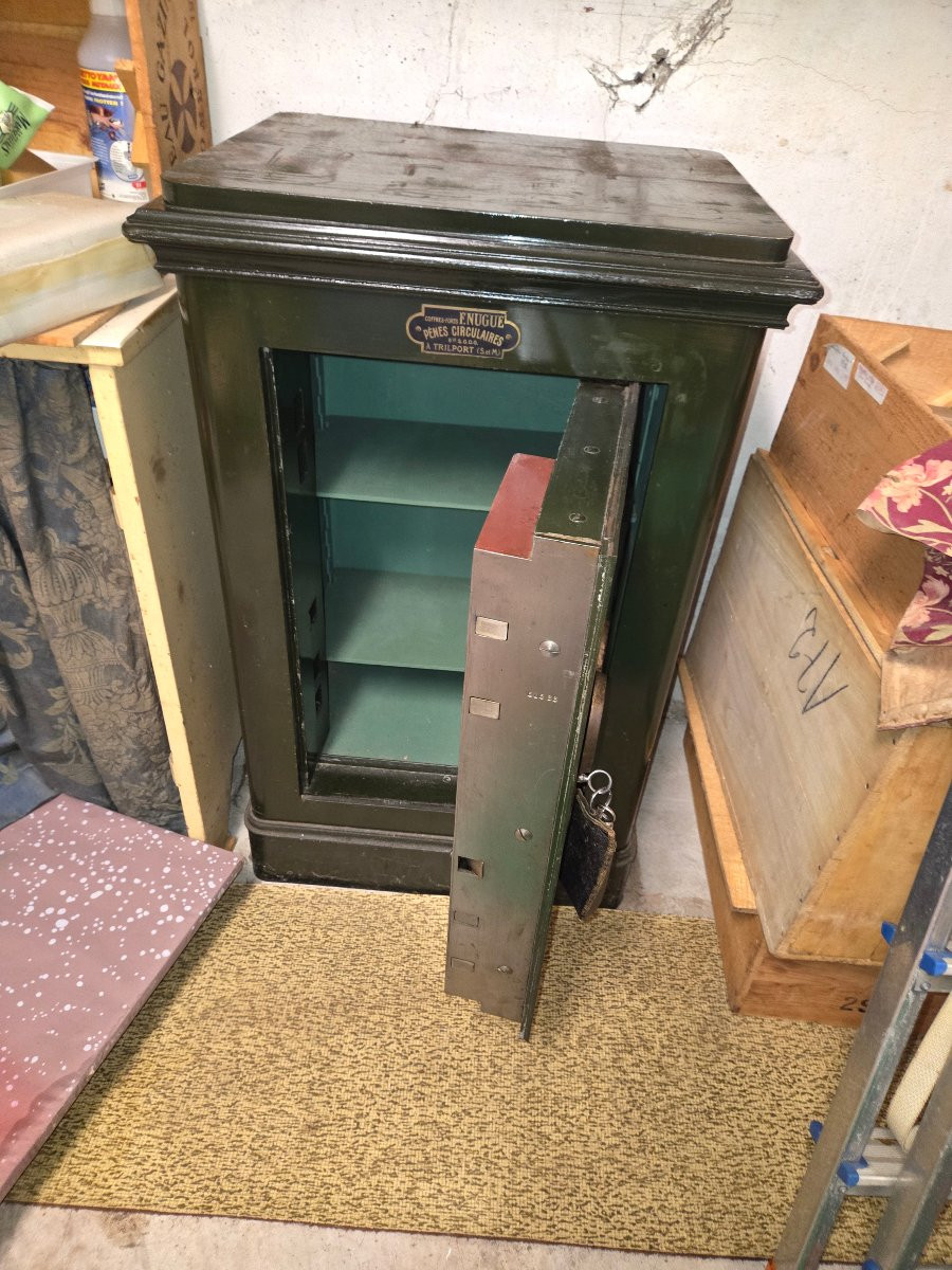 F.nugue Arch Safe With Green Bronze Circular Bolts-photo-5