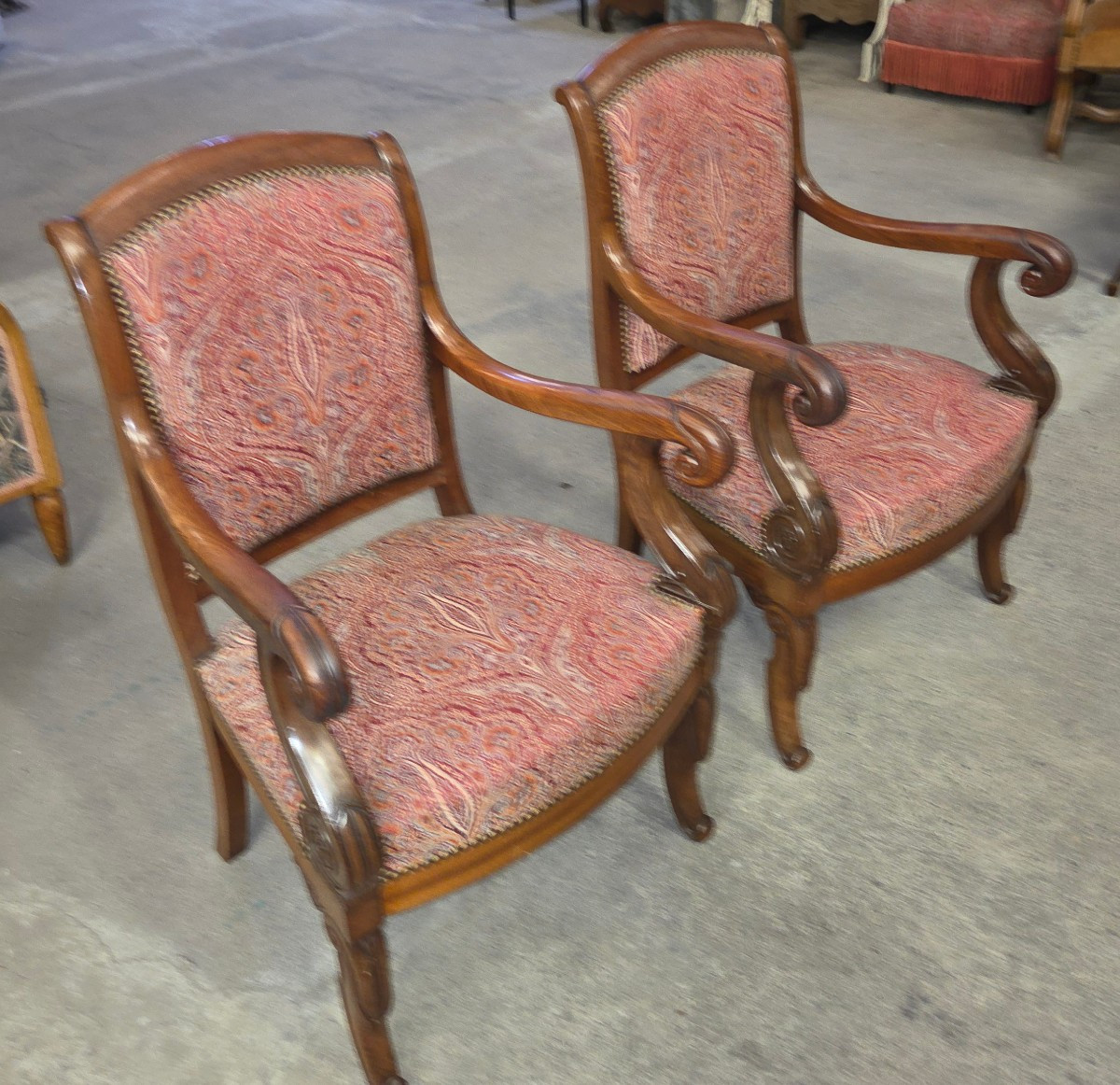 Paire de fauteuils restauration d'epoque en acajou