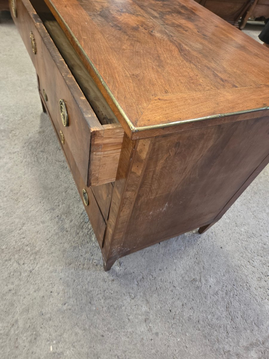 Louis XVI Walnut Chest Of Drawers, Early 19th Century -photo-4