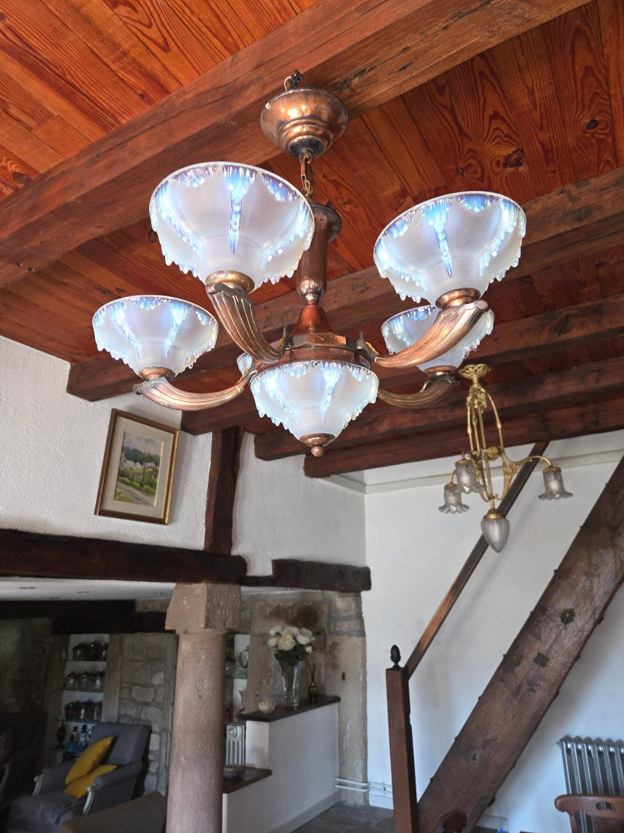 Art Deco Chandelier In Opalescent Glass And Copper Ezan France Circa 1930-photo-2