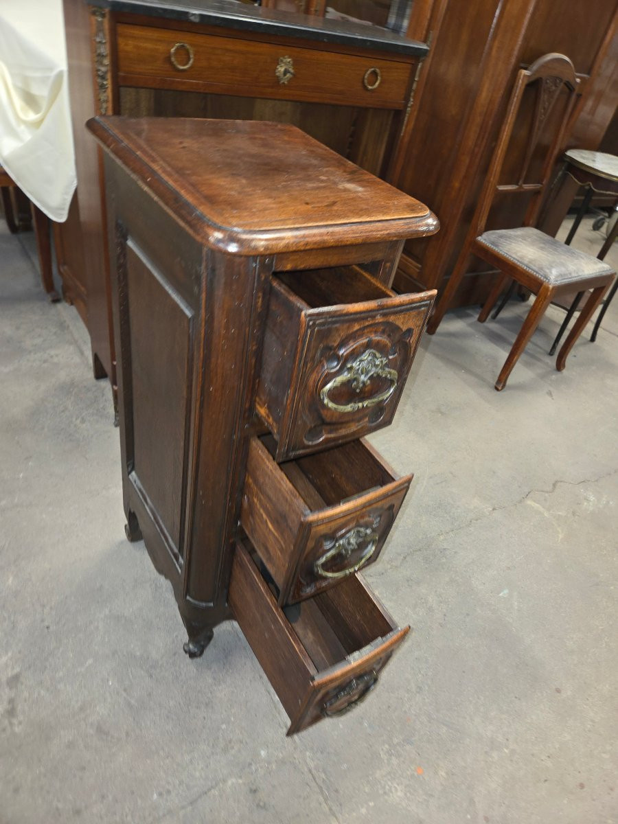 Meuble 3 tiroirs galbes de style louis XIV du 19eme siècle en noyer et chêne -photo-3